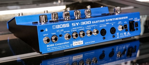 Store Special Product - BOSS - SY-300 Guitar Synth